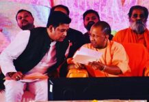 कैमरामैन बने Ravi Kishan, गोरखपुर ईको पार्क में CM Yogi Adityanath का खास अंदाज़