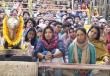 महाकाल के दरबार पहुंचीं भारतीय महिला क्रिकेटर, टी20 वर्ल्ड कप जीतने की मांगी दुआ