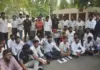 फीस वृद्धि और निष्कासन के विरोध में छात्रों का धरना जारी, समर्थन में पहुंचे विभिन्न संगठन